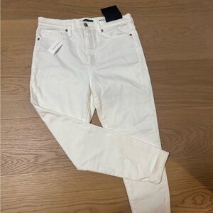 Banana Republic Women's Cream Skinny Jeans